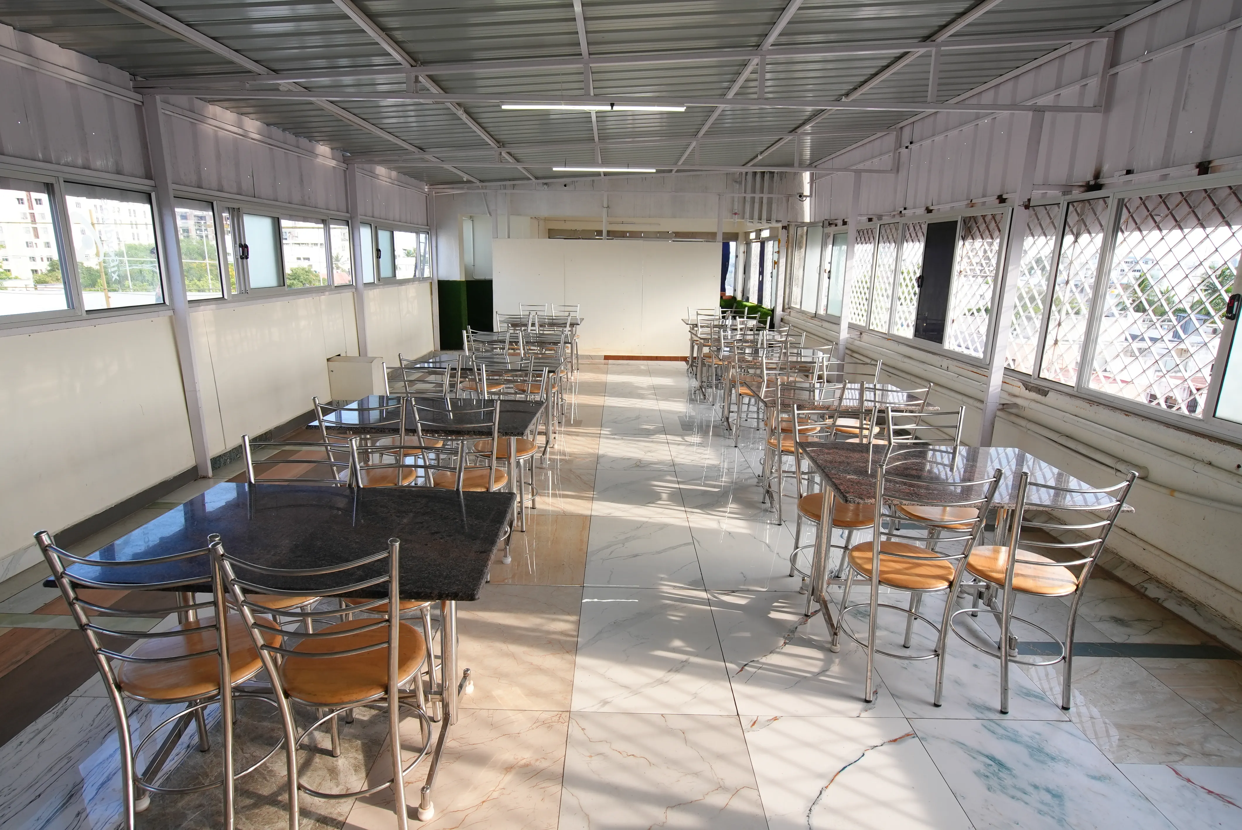 Sri Maha Gents Hostel